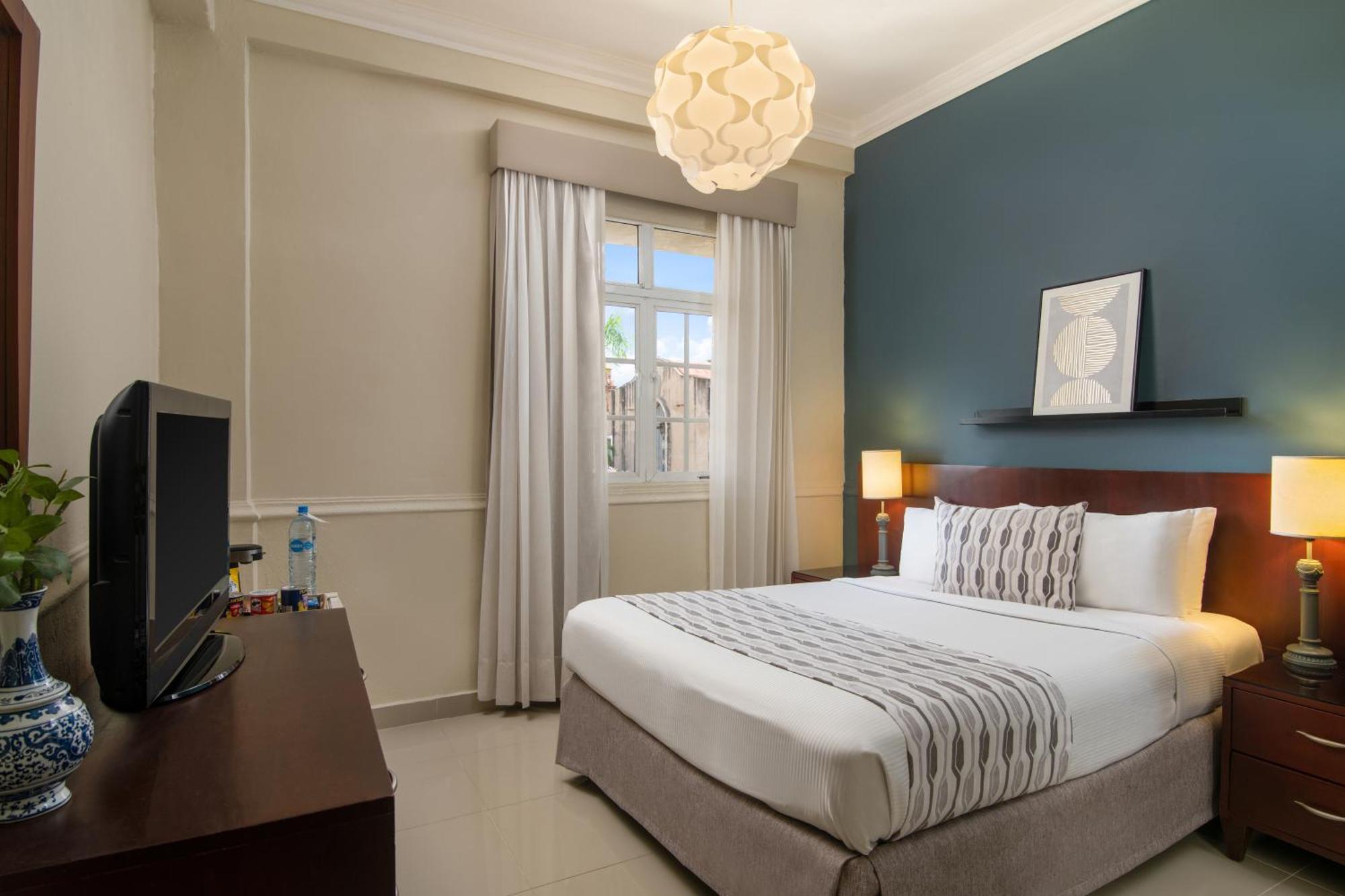 Executive Room,1746873443:JPEG